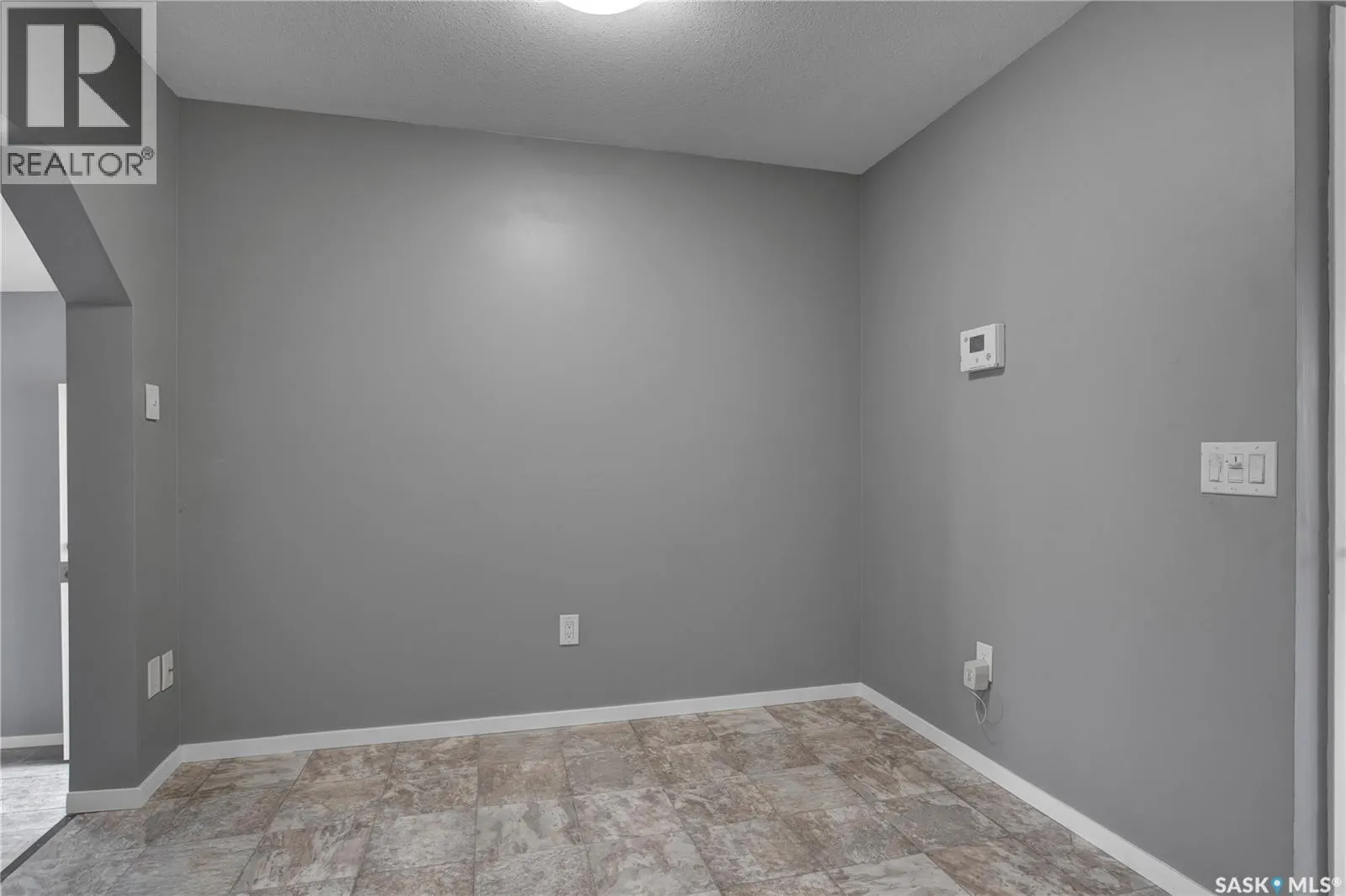213 Bowman COURT