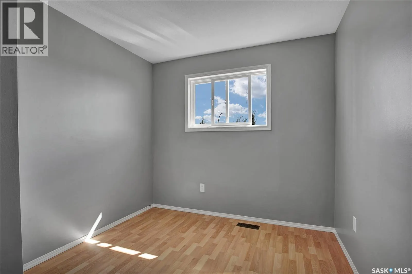 213 Bowman COURT