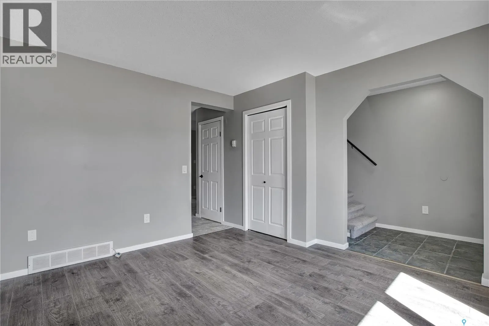 213 Bowman COURT