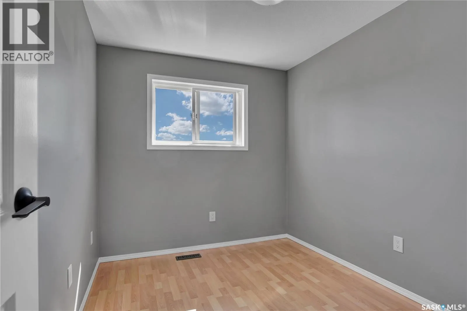 213 Bowman COURT