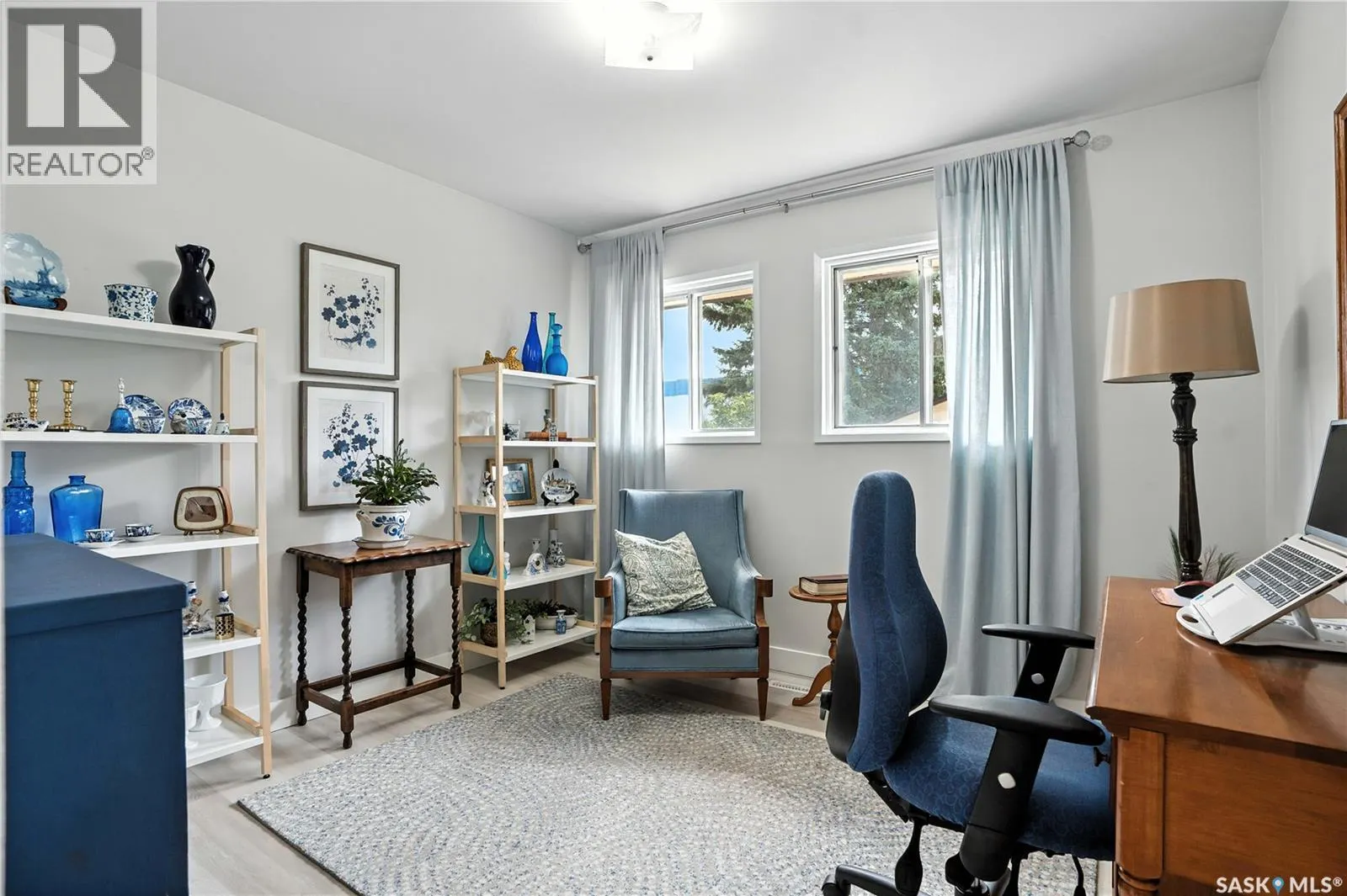 243 25th STREET W