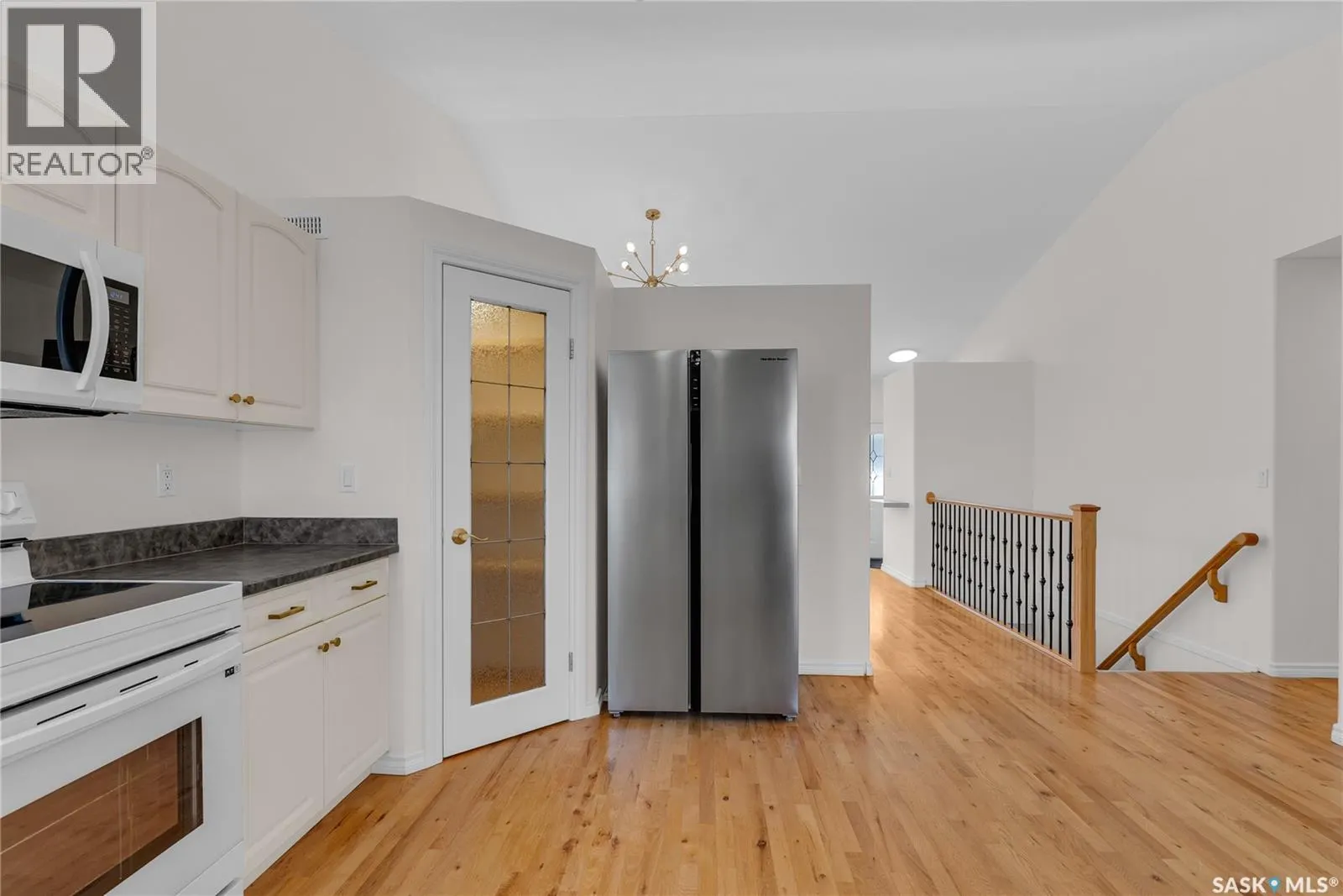 254 Beechmont CRESCENT