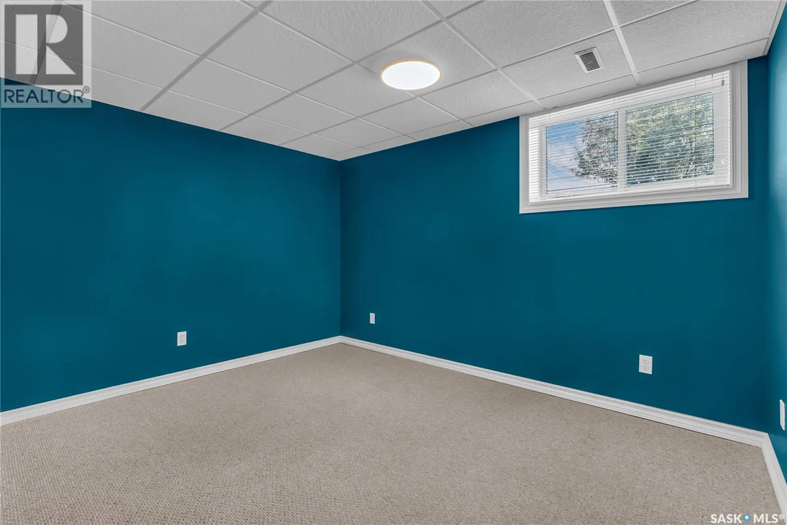 254 Beechmont CRESCENT