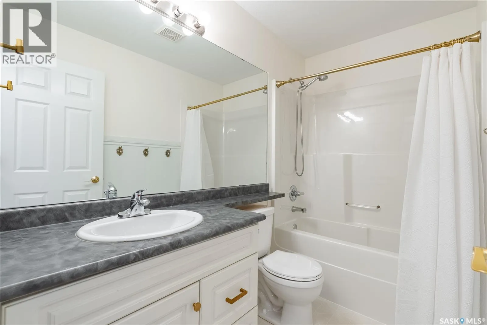 254 Beechmont CRESCENT