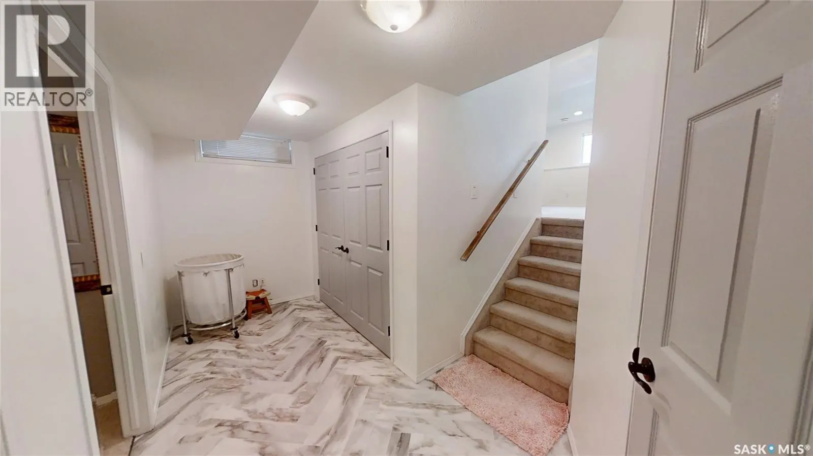 210 McCann WAY