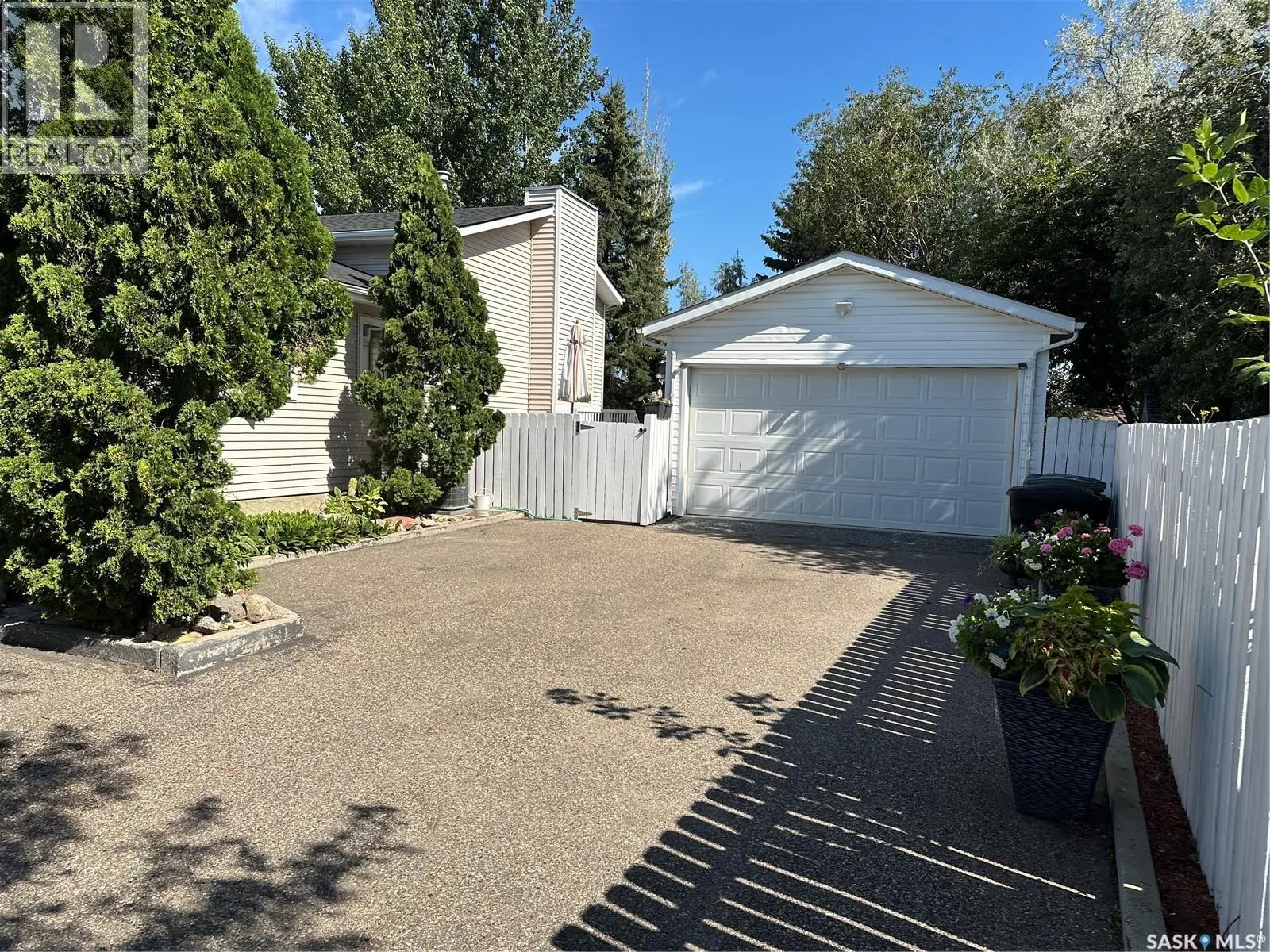 210 McCann WAY