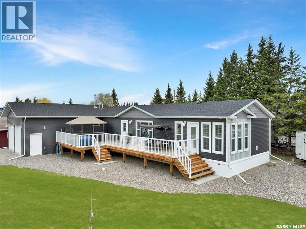 4 Pine DRIVE