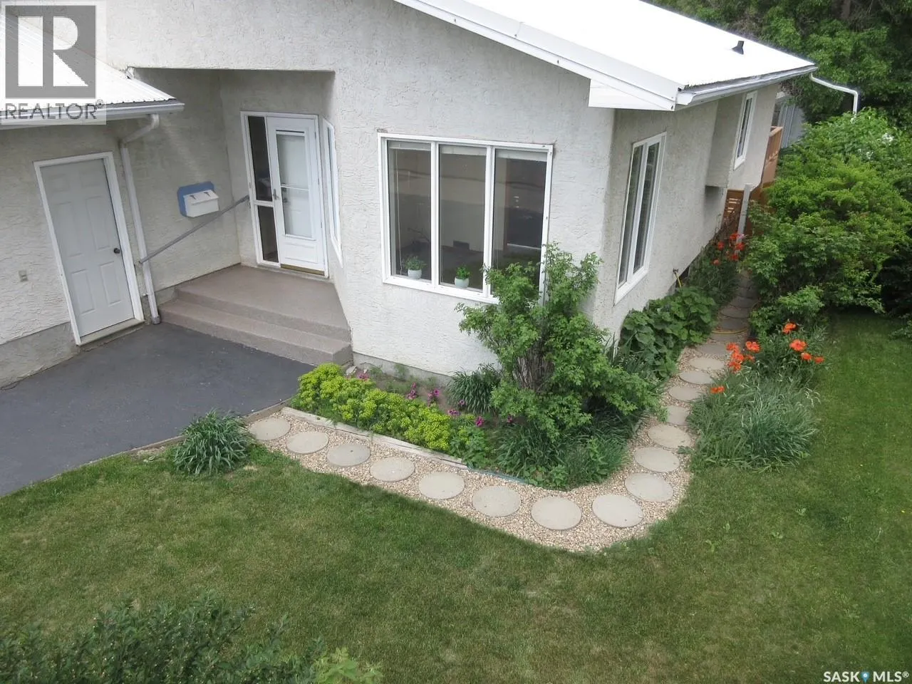 638 King STREET