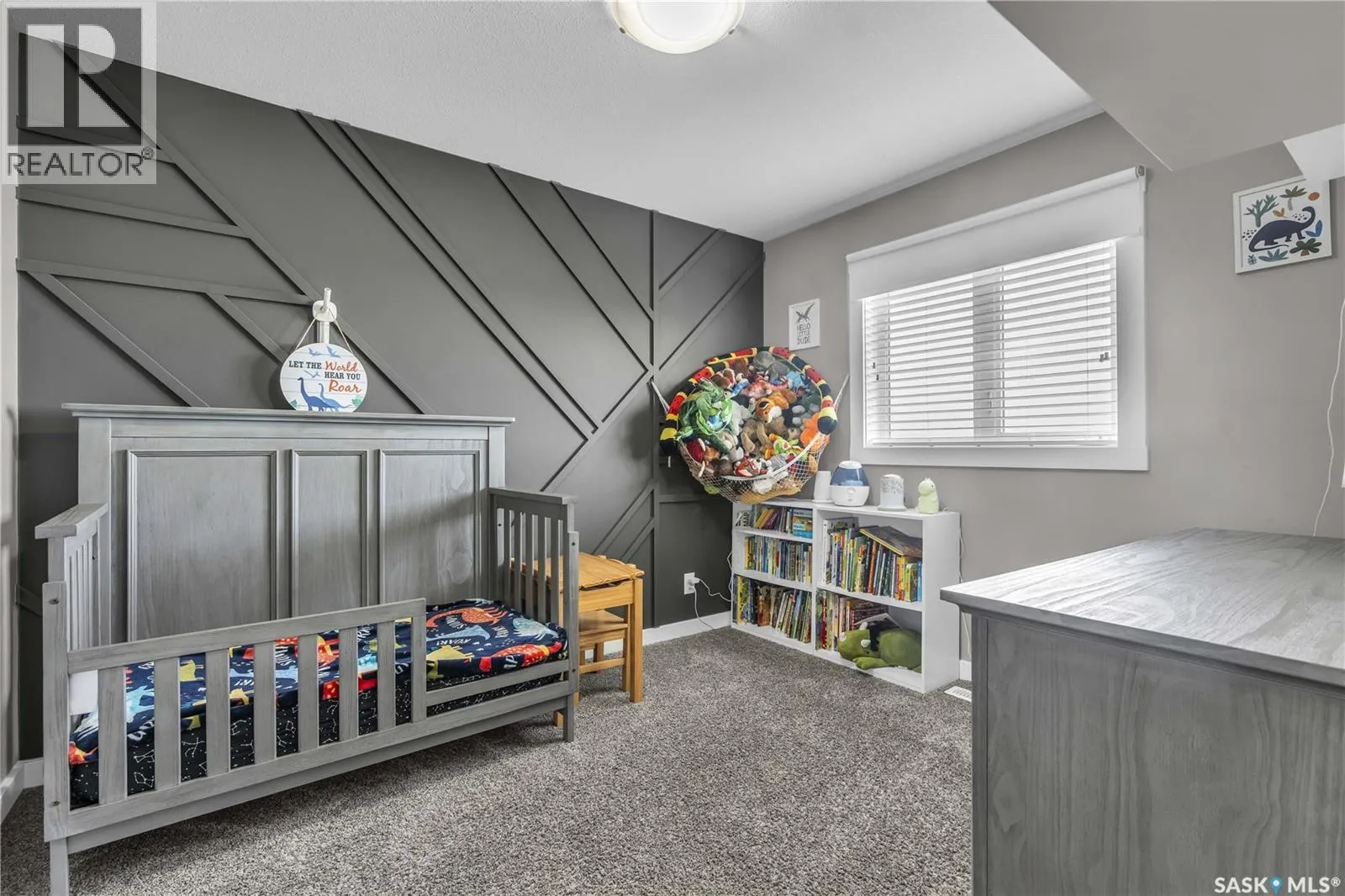 851 Cedar TERRACE