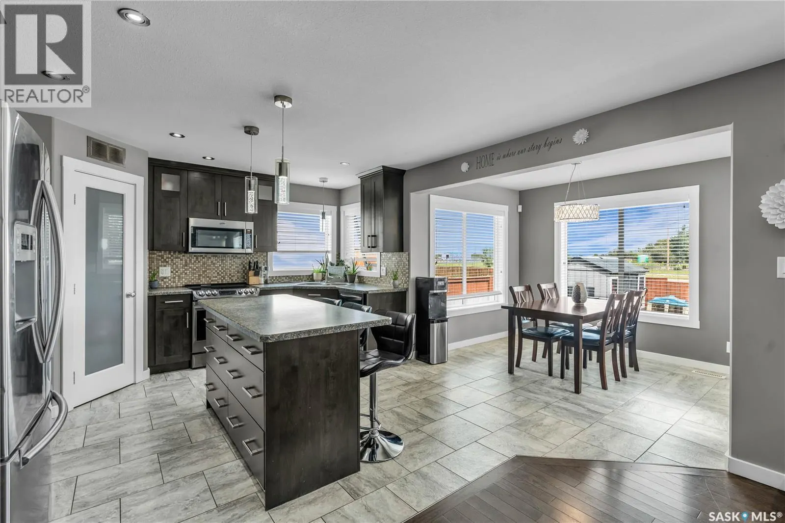 851 Cedar TERRACE
