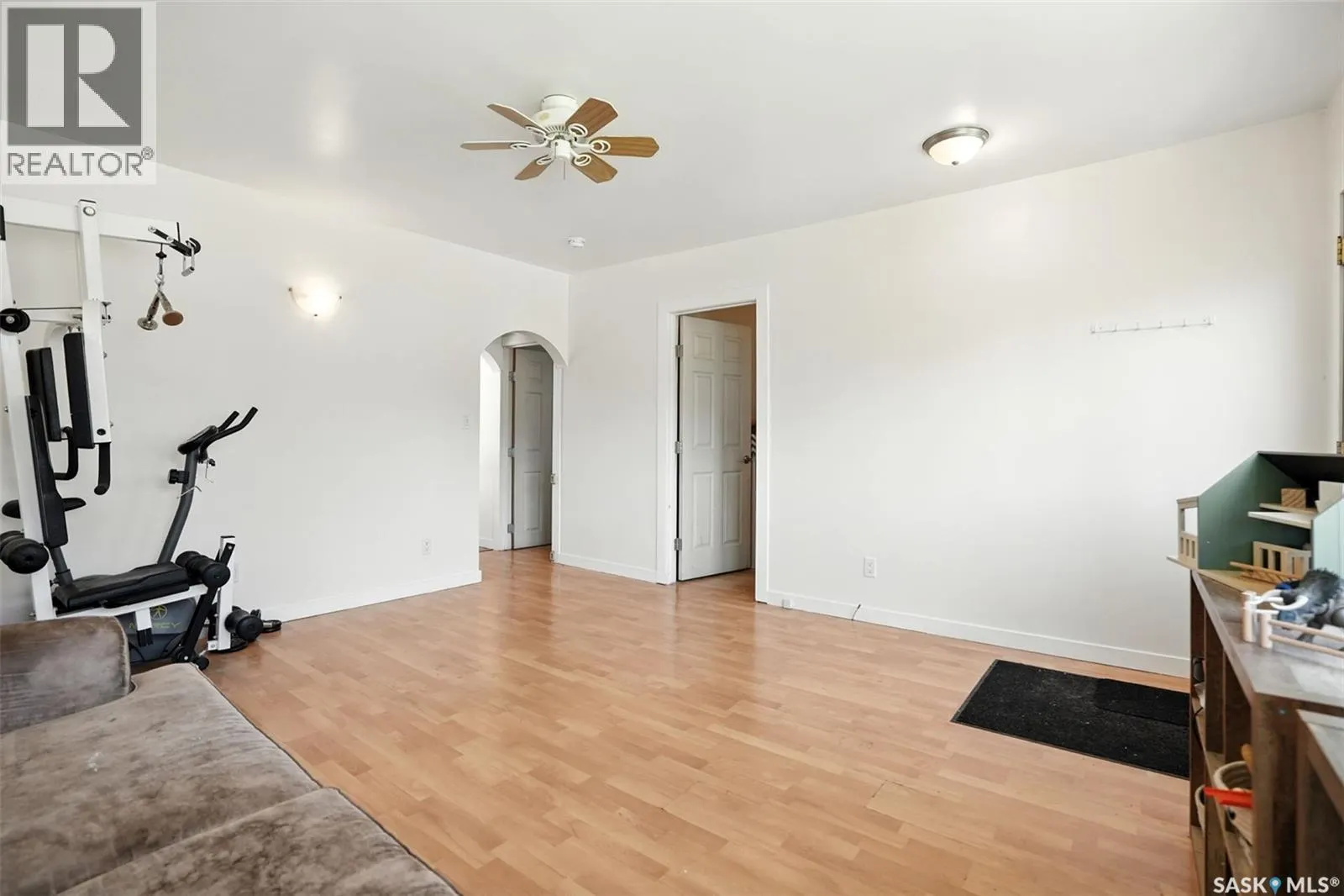 120 Colborne AVENUE