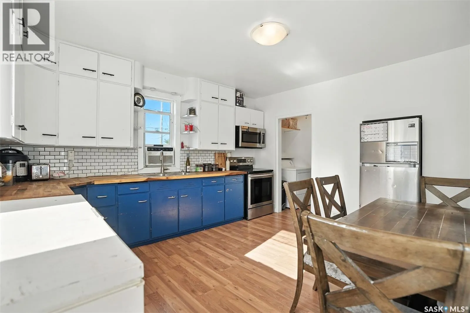 120 Colborne AVENUE