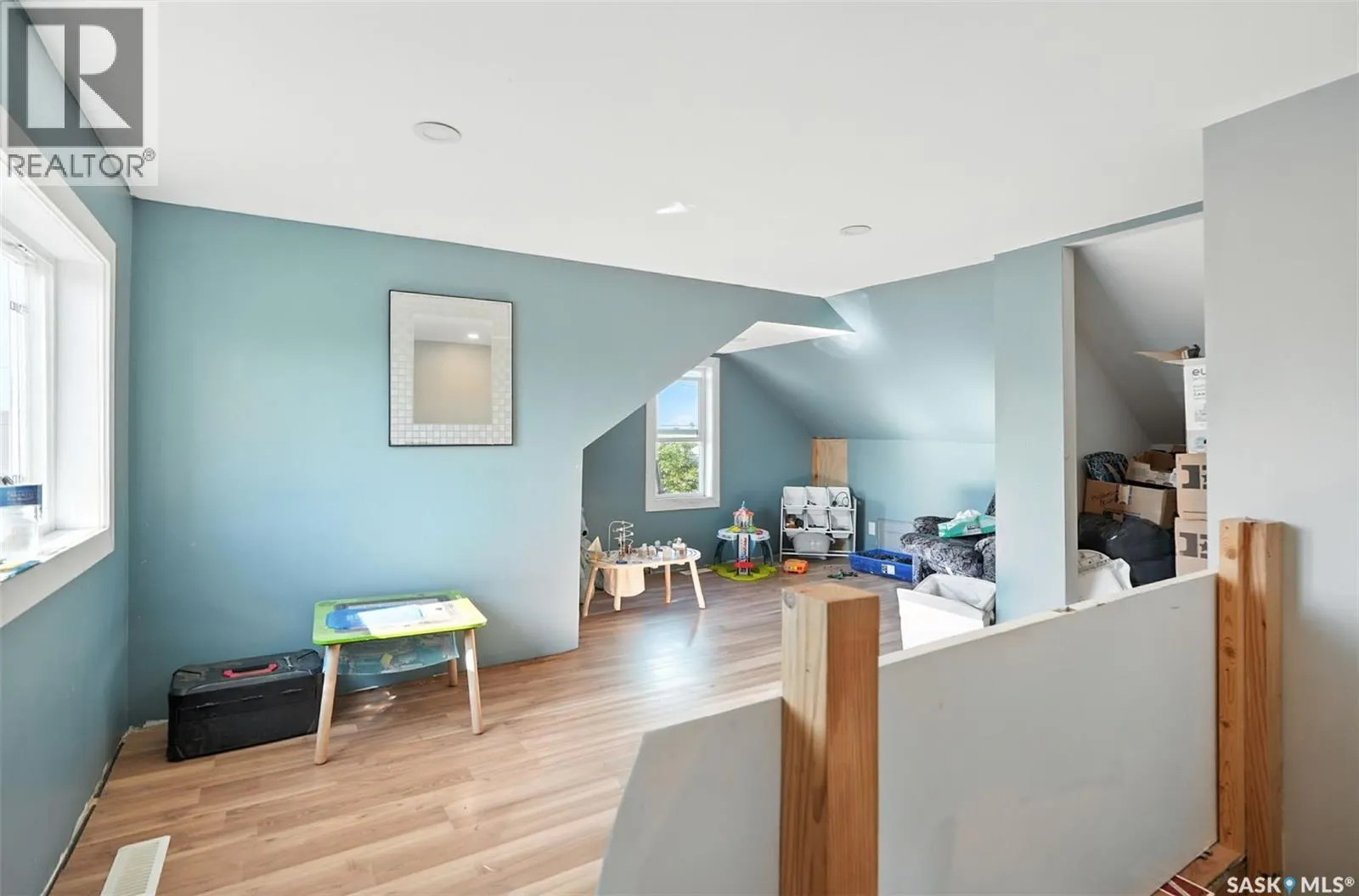 120 Colborne AVENUE