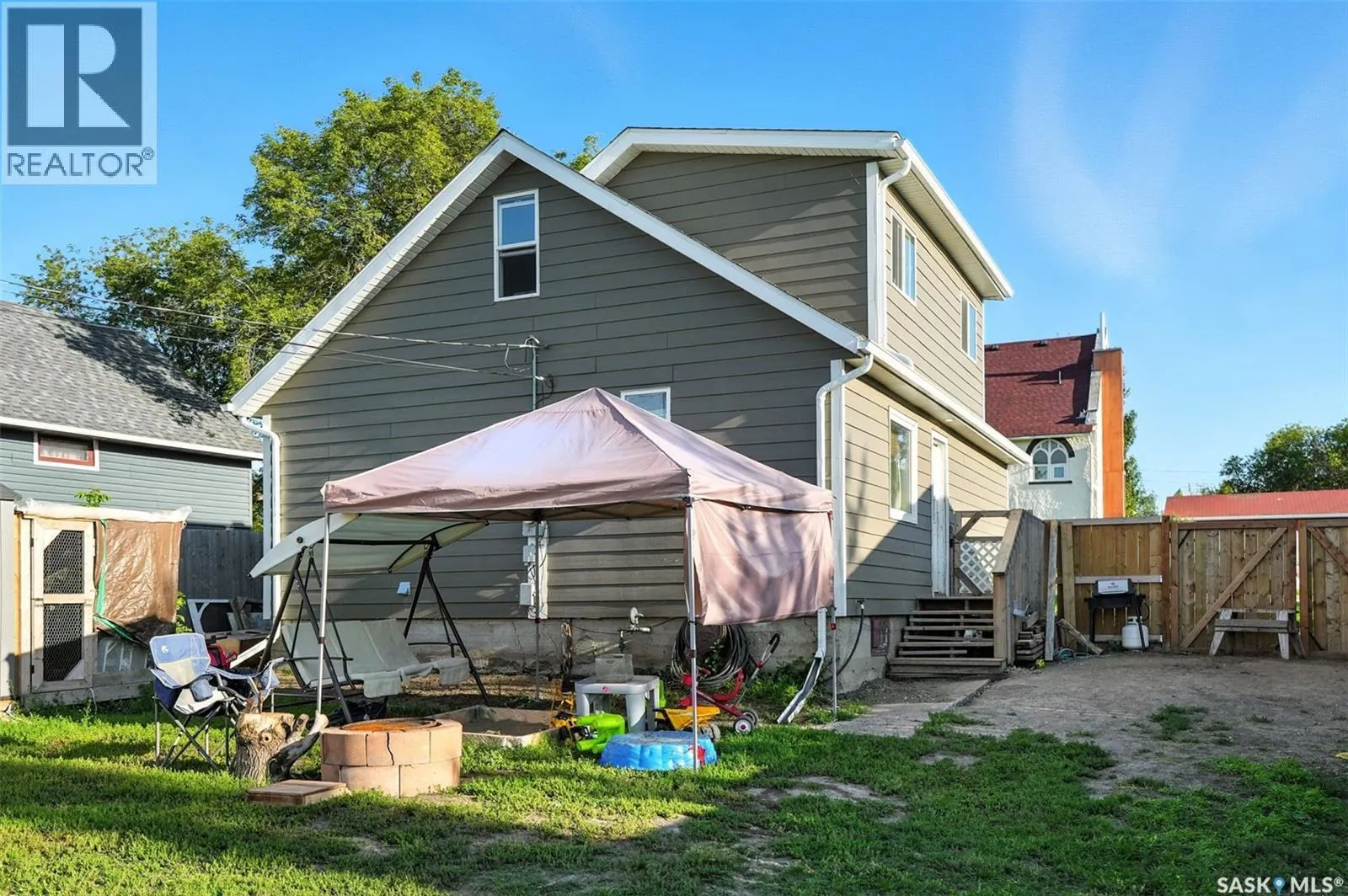 120 Colborne AVENUE