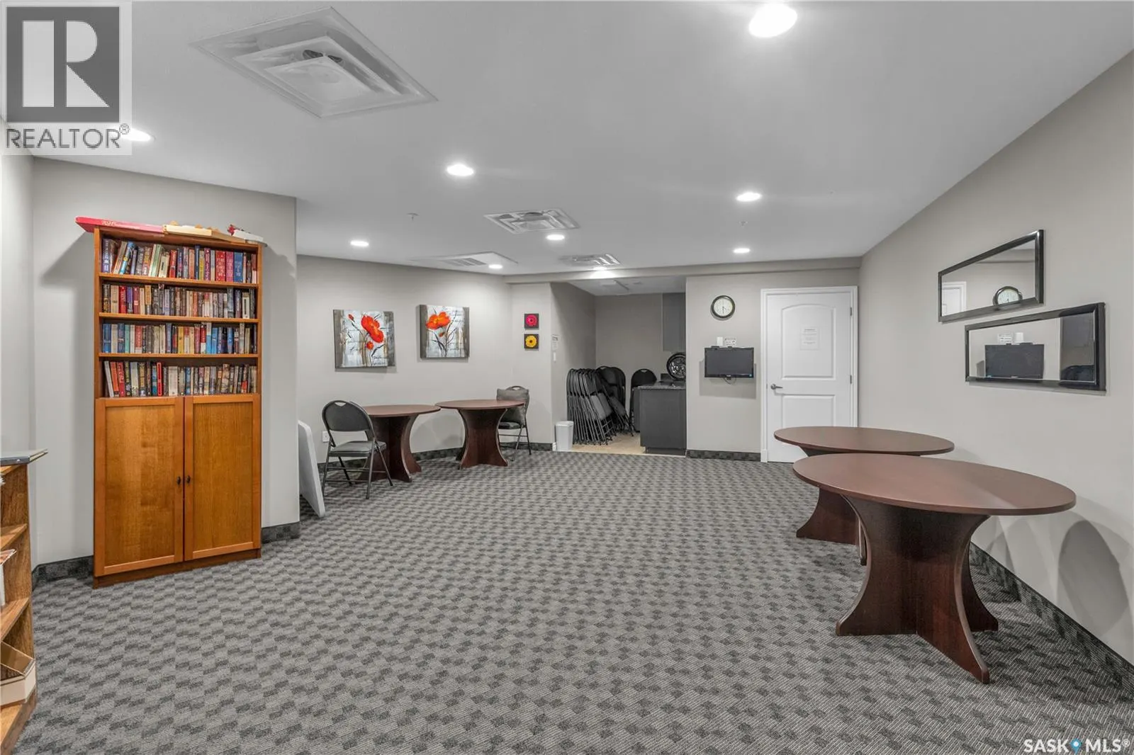 301 2730 Main STREET