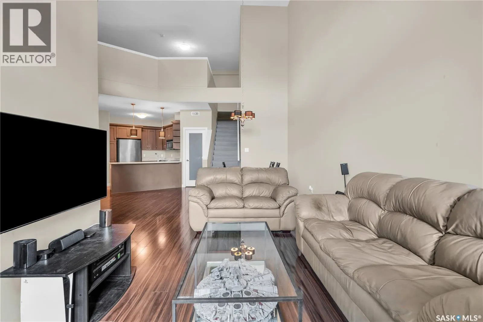 301 2730 Main STREET