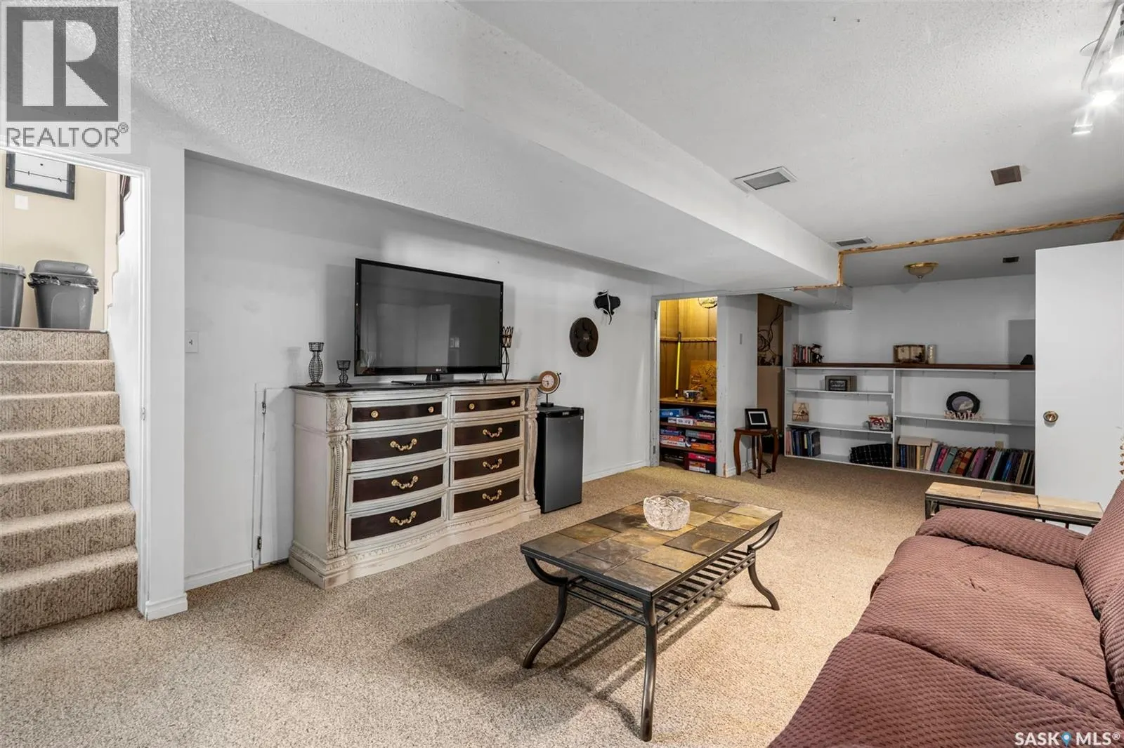 178 Neatby CRESCENT