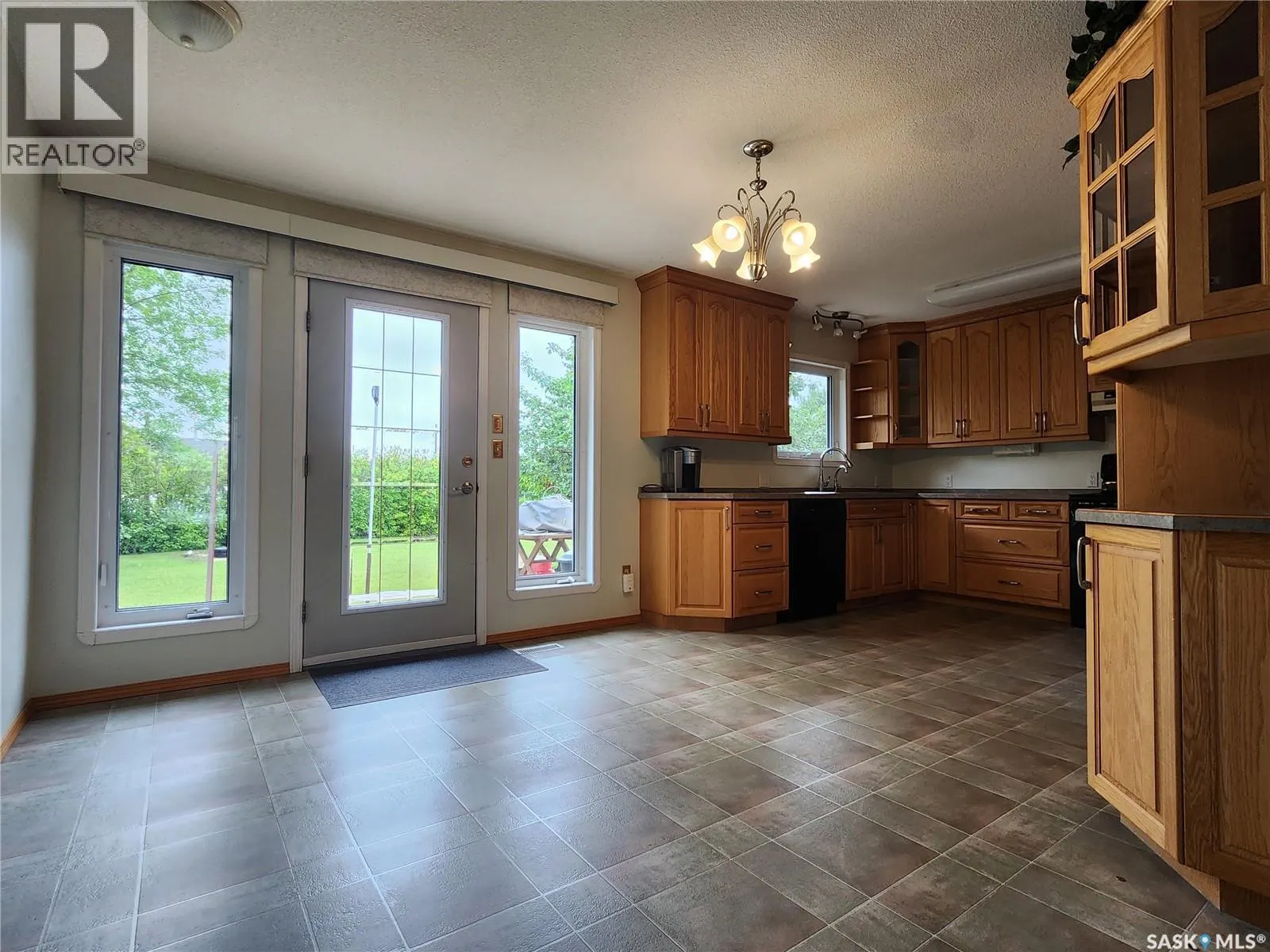 14 Centennial CRESCENT