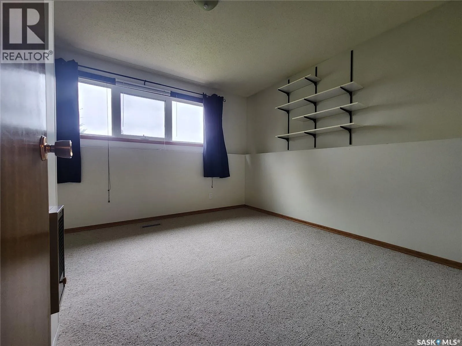 14 Centennial CRESCENT