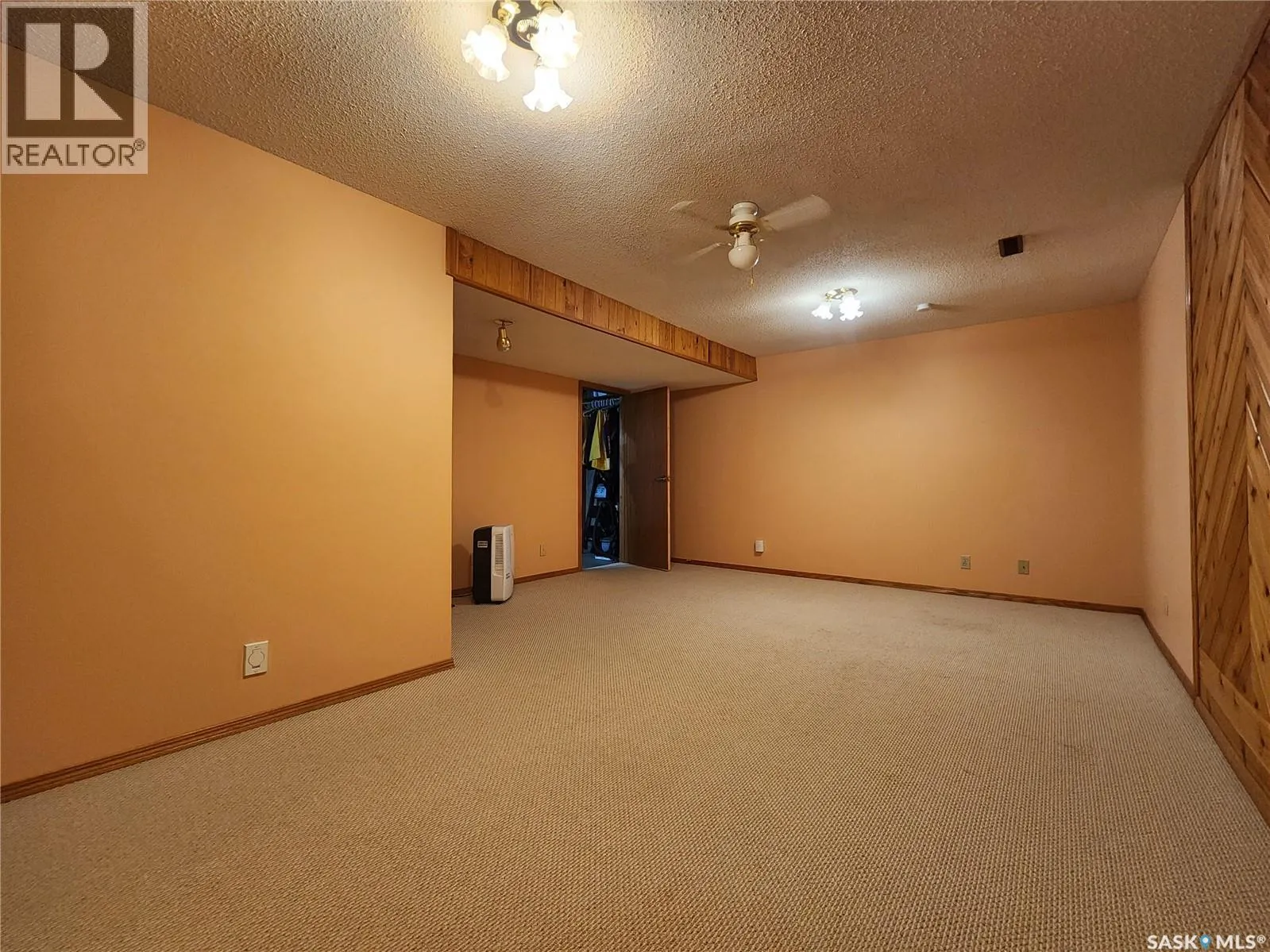 14 Centennial CRESCENT