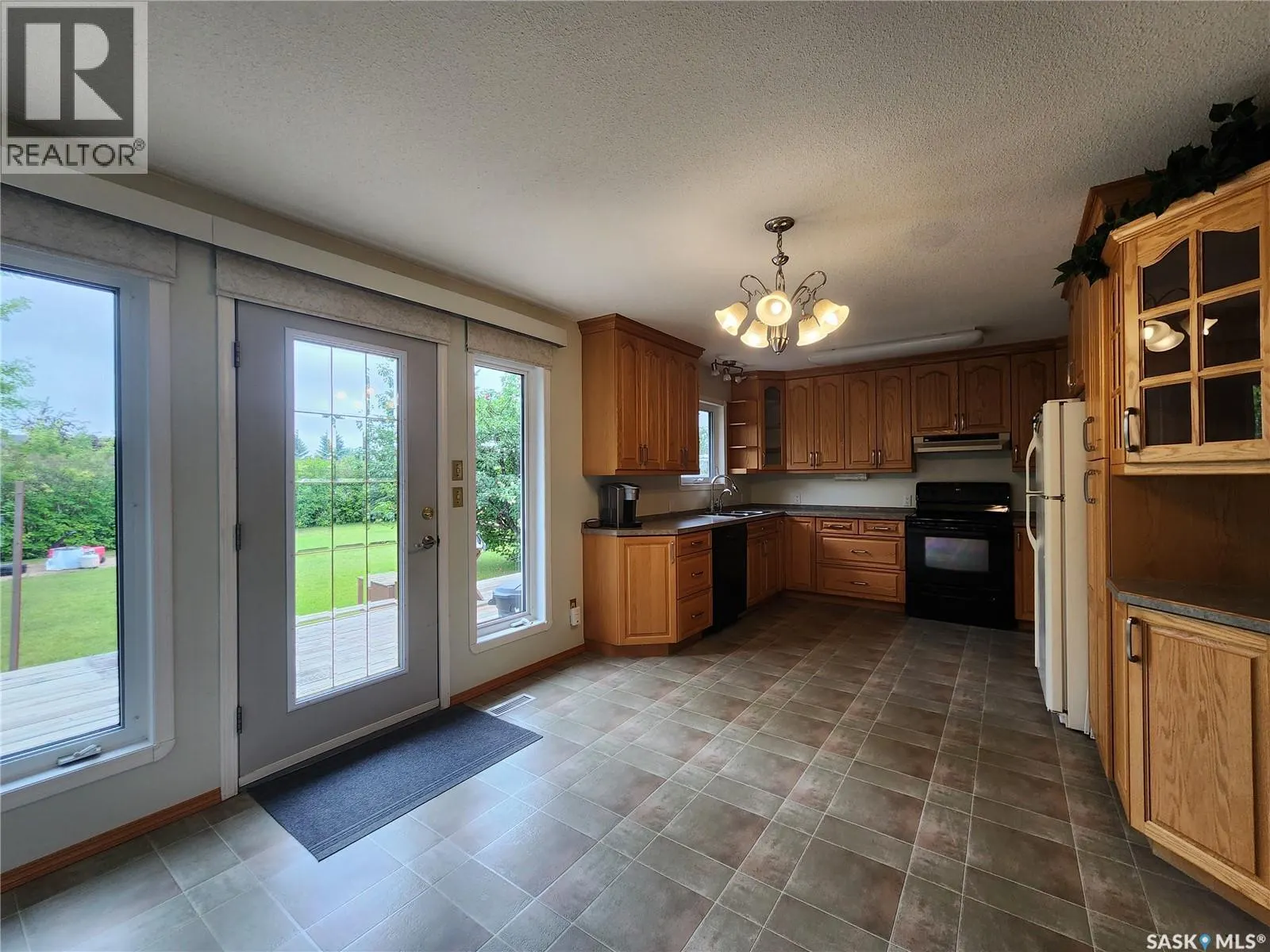 14 Centennial CRESCENT