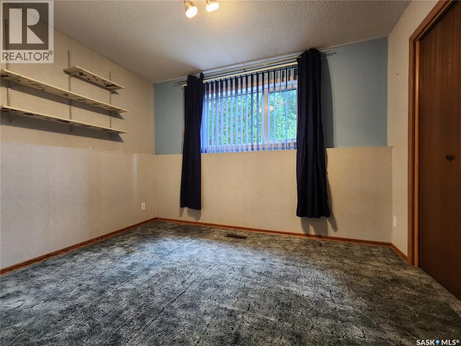 14 Centennial CRESCENT