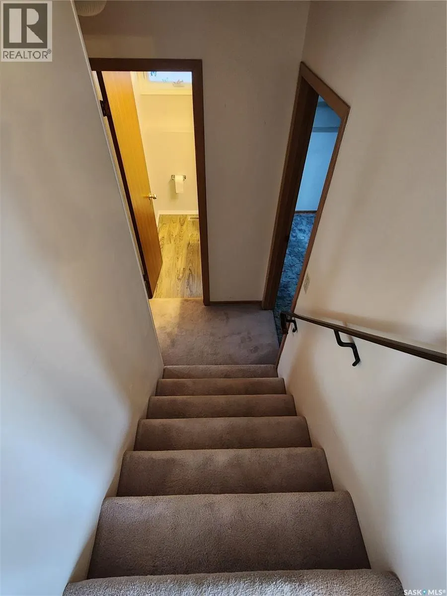 14 Centennial CRESCENT