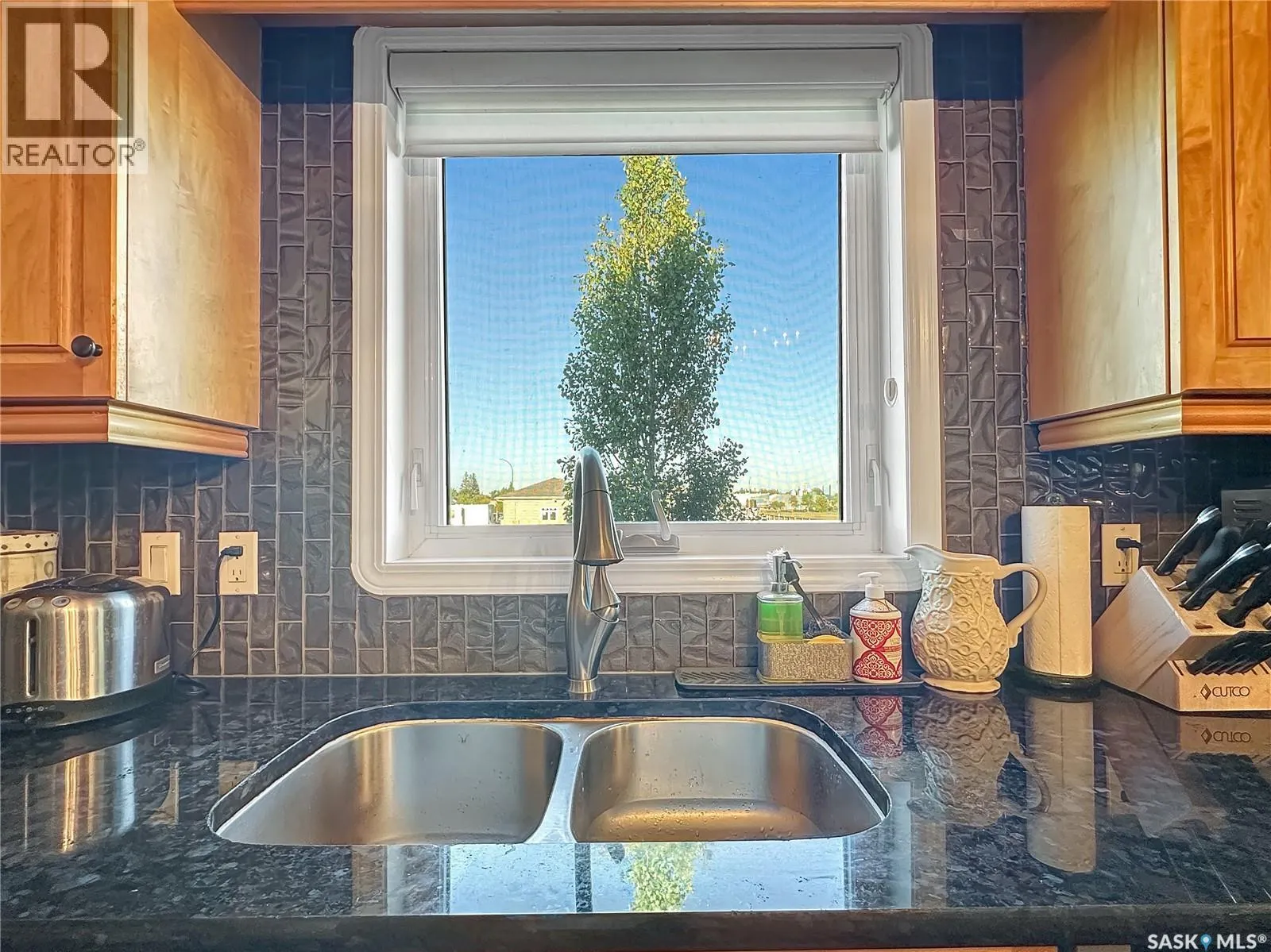 110 Sunset CRESCENT