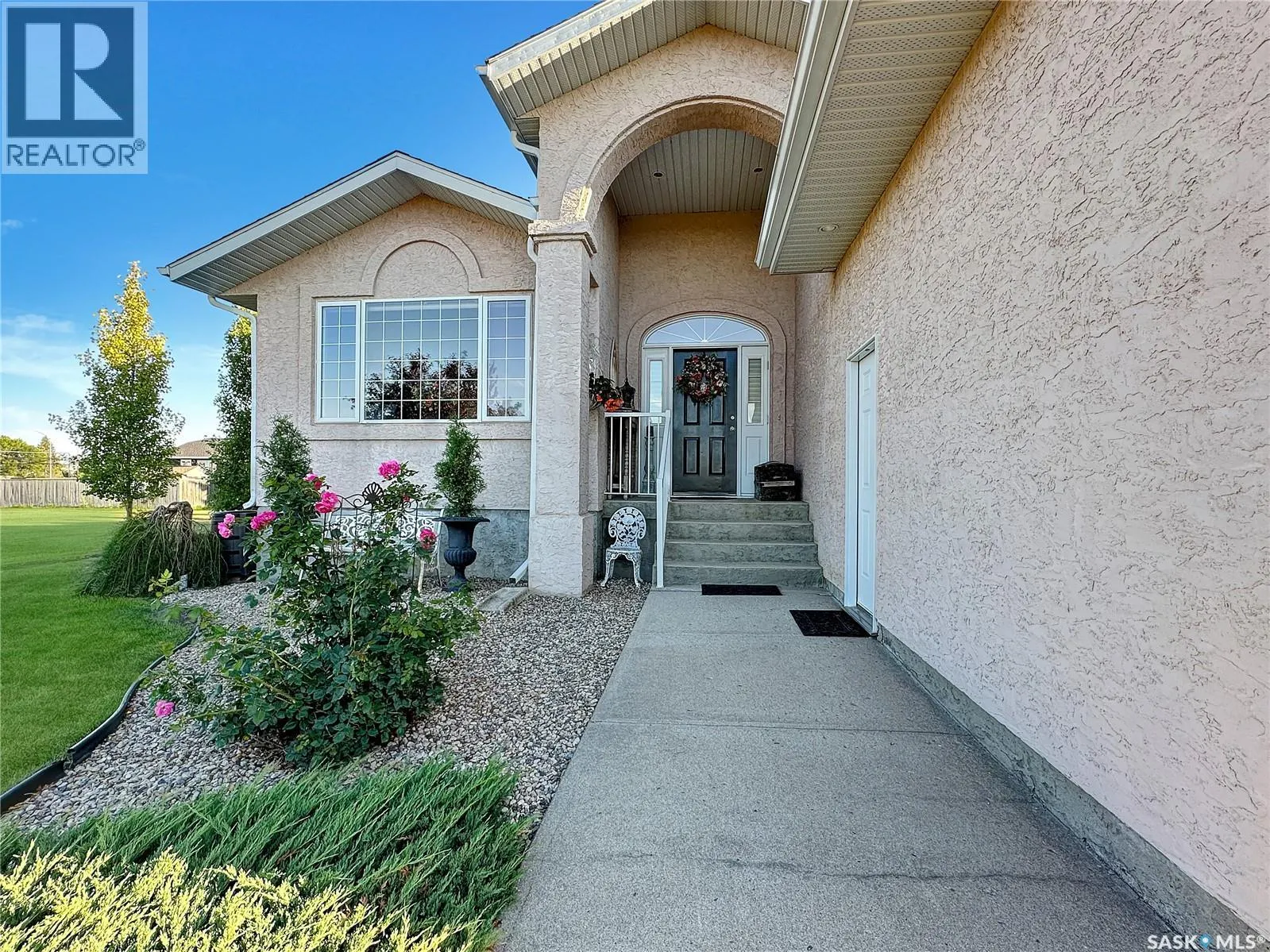 110 Sunset CRESCENT