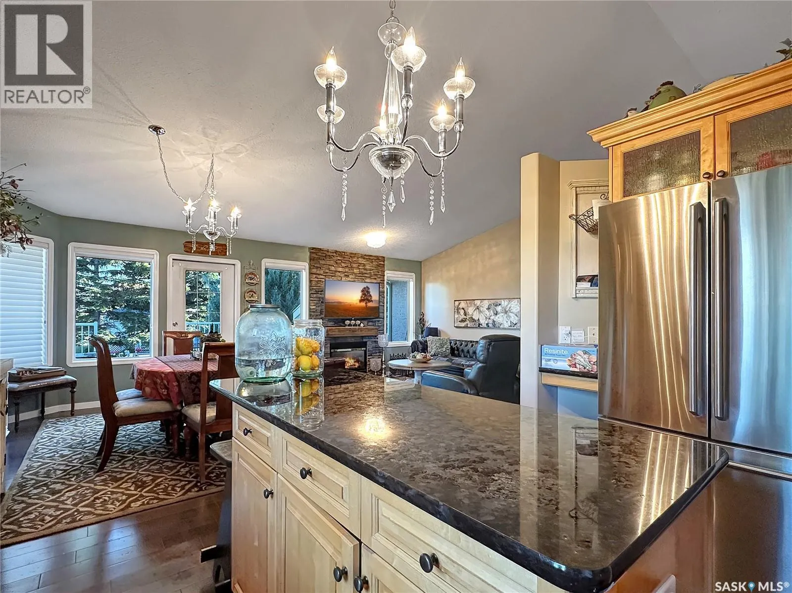 110 Sunset CRESCENT
