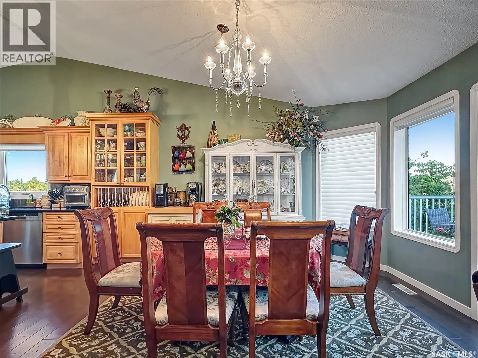 110 Sunset CRESCENT