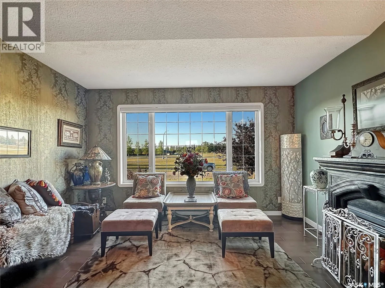 110 Sunset CRESCENT