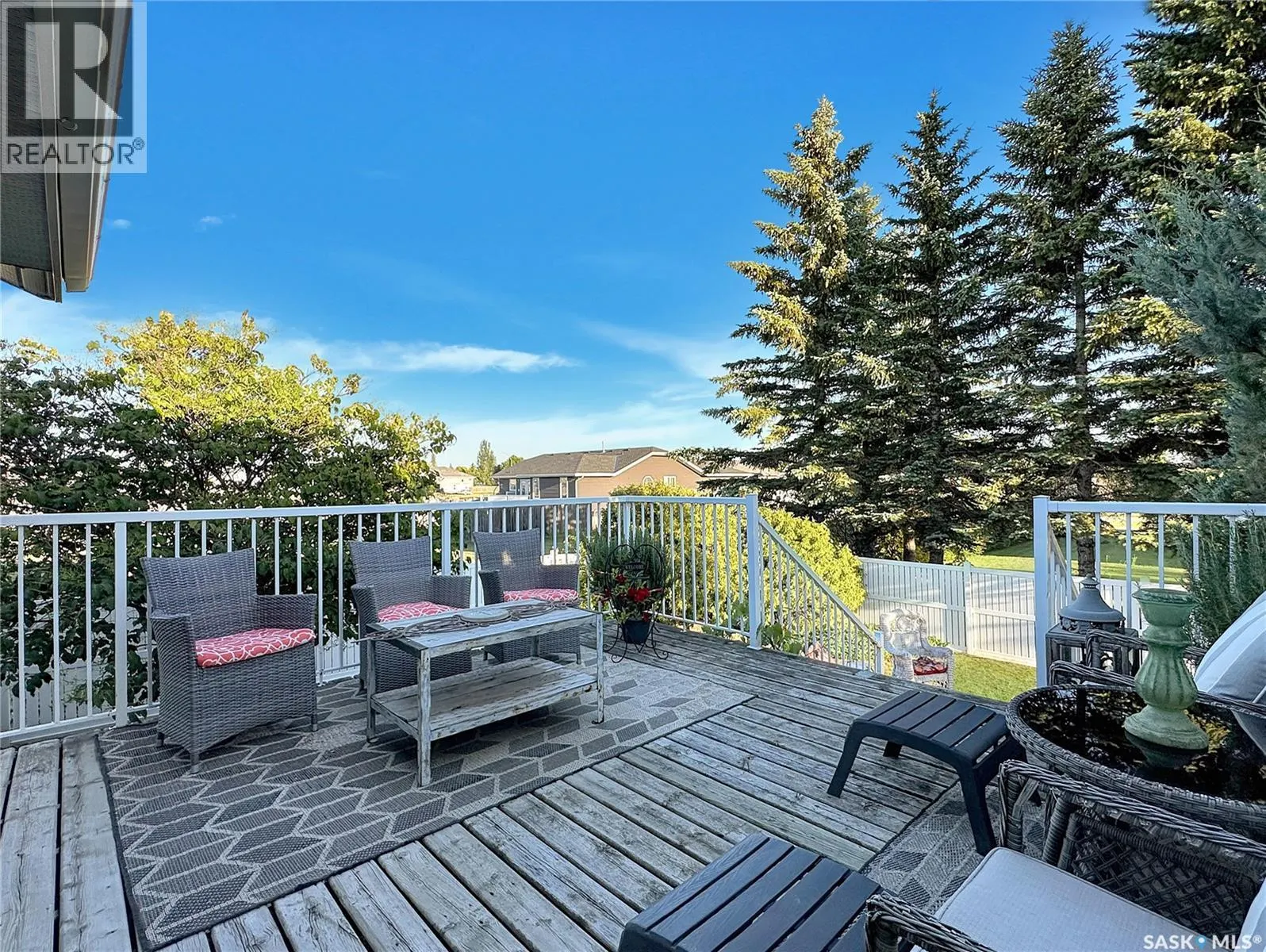 110 Sunset CRESCENT