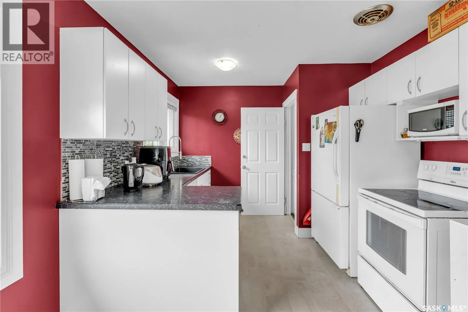 336 X AVENUE S