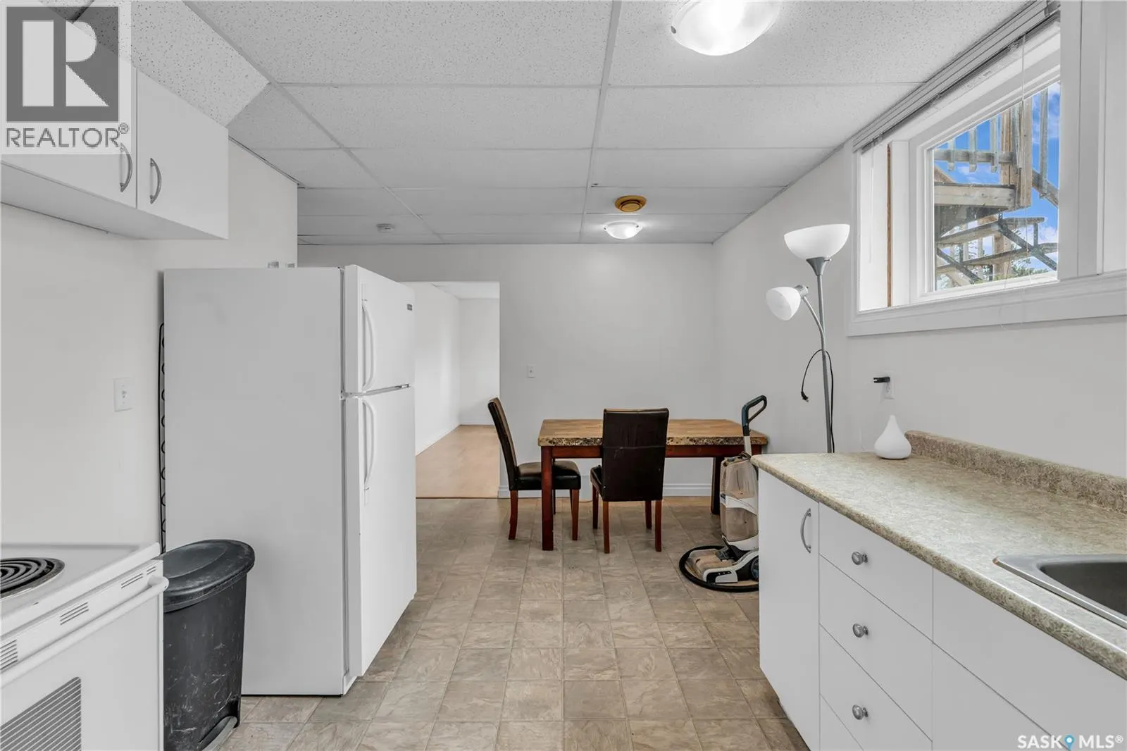 336 X AVENUE S