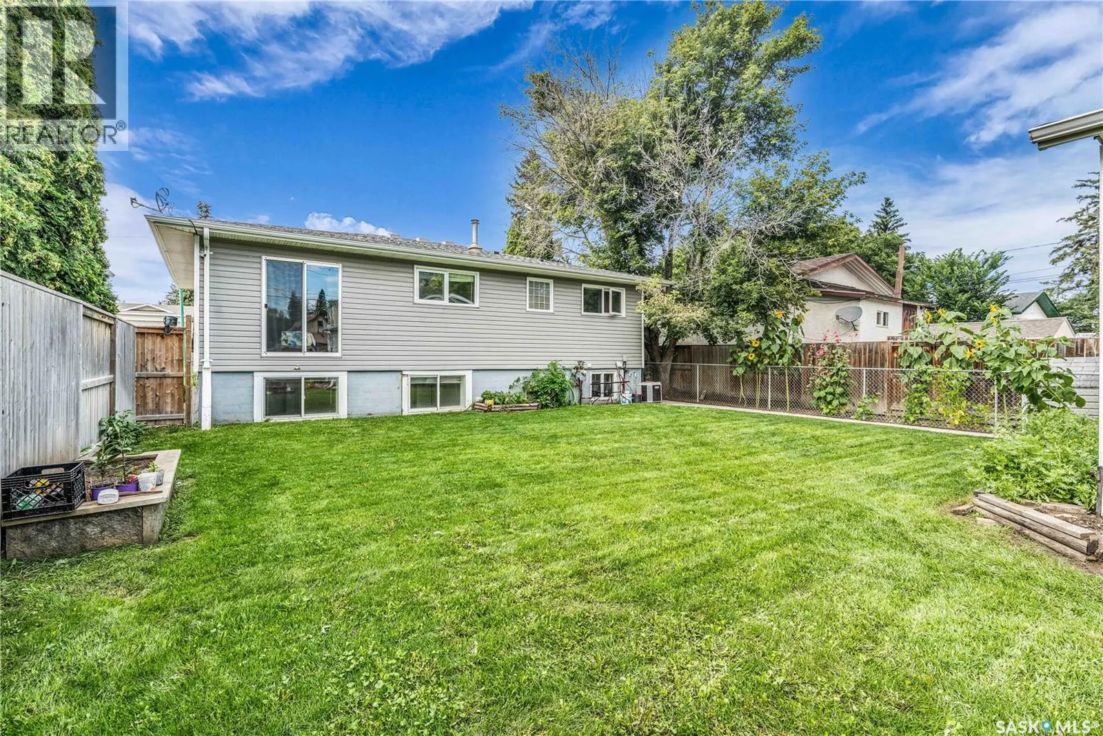 336 X AVENUE S