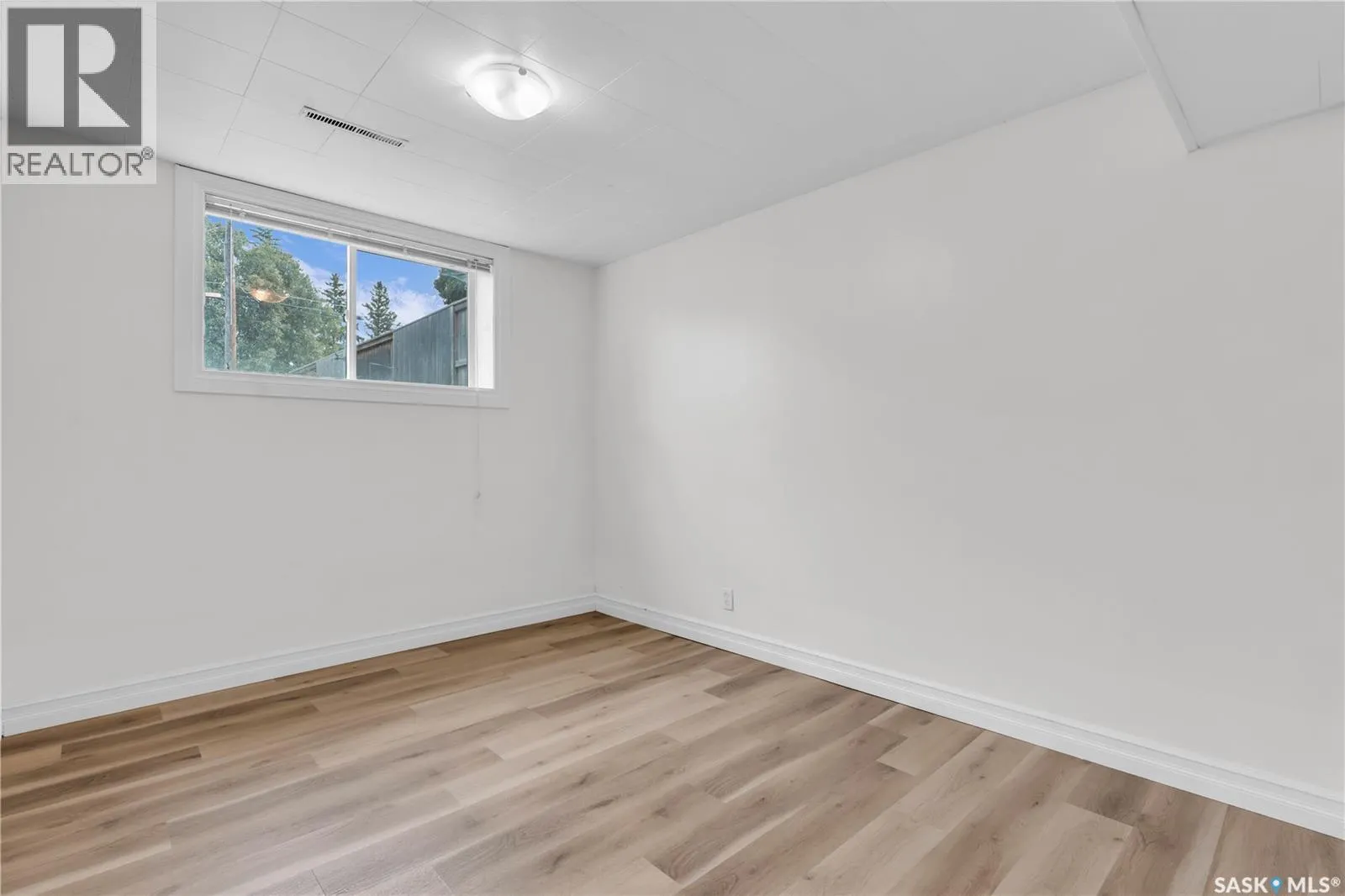 336 X AVENUE S