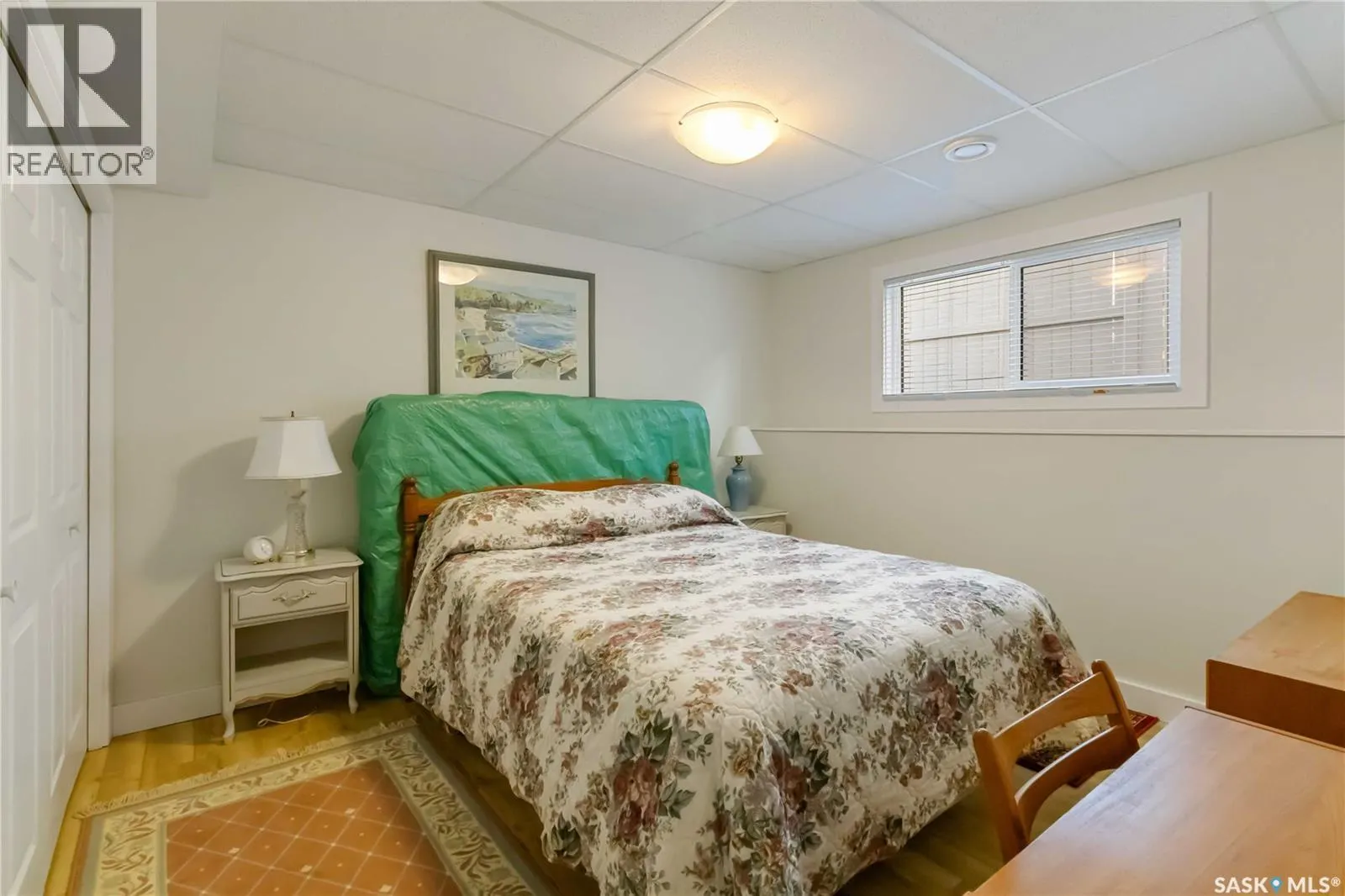 50 Martens CRESCENT