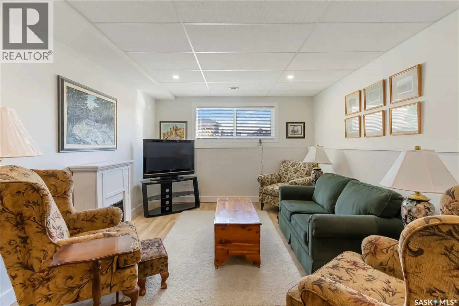 50 Martens CRESCENT