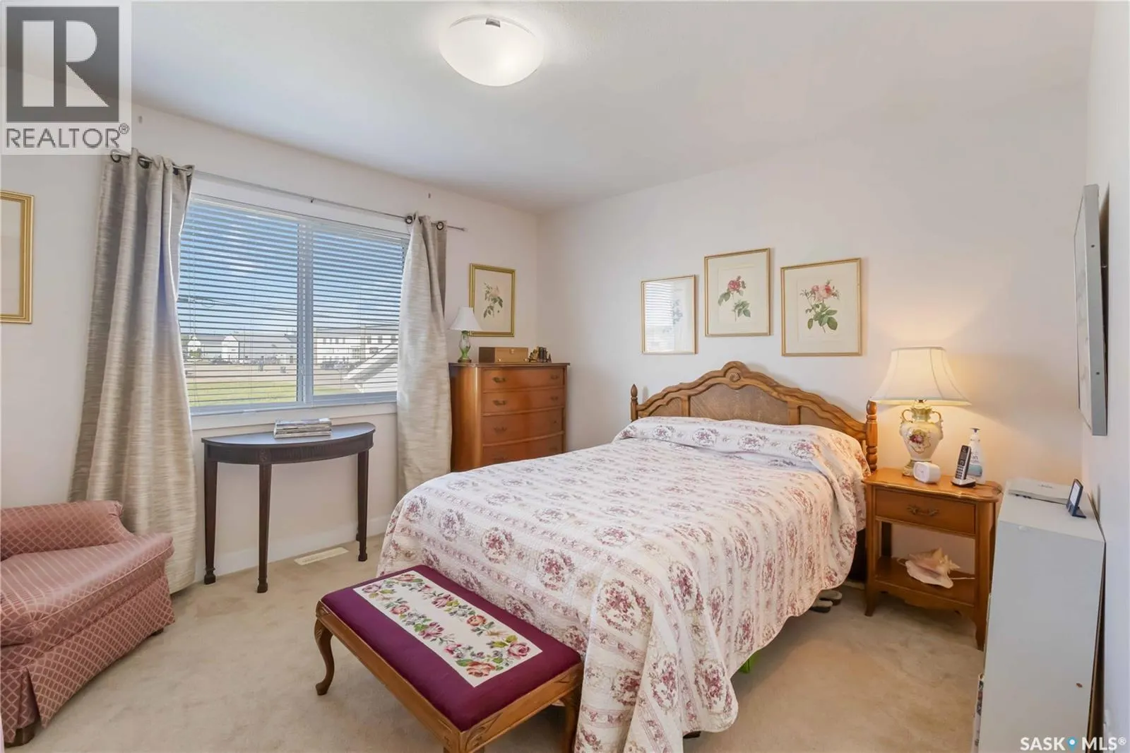 50 Martens CRESCENT
