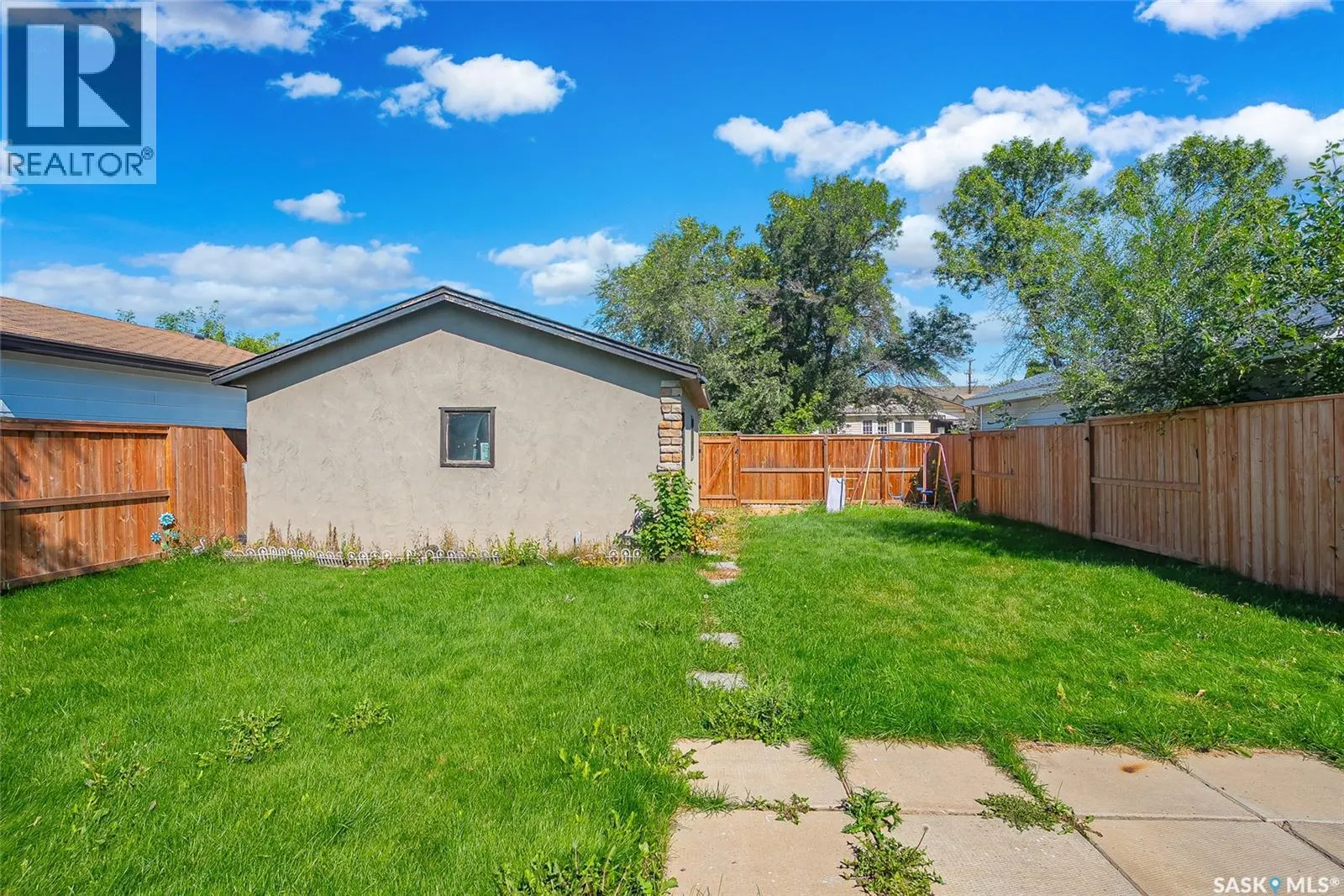 42 Dominion CRESCENT
