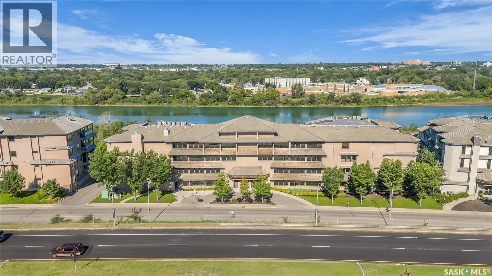 135 623 Saskatchewan CRESCENT W