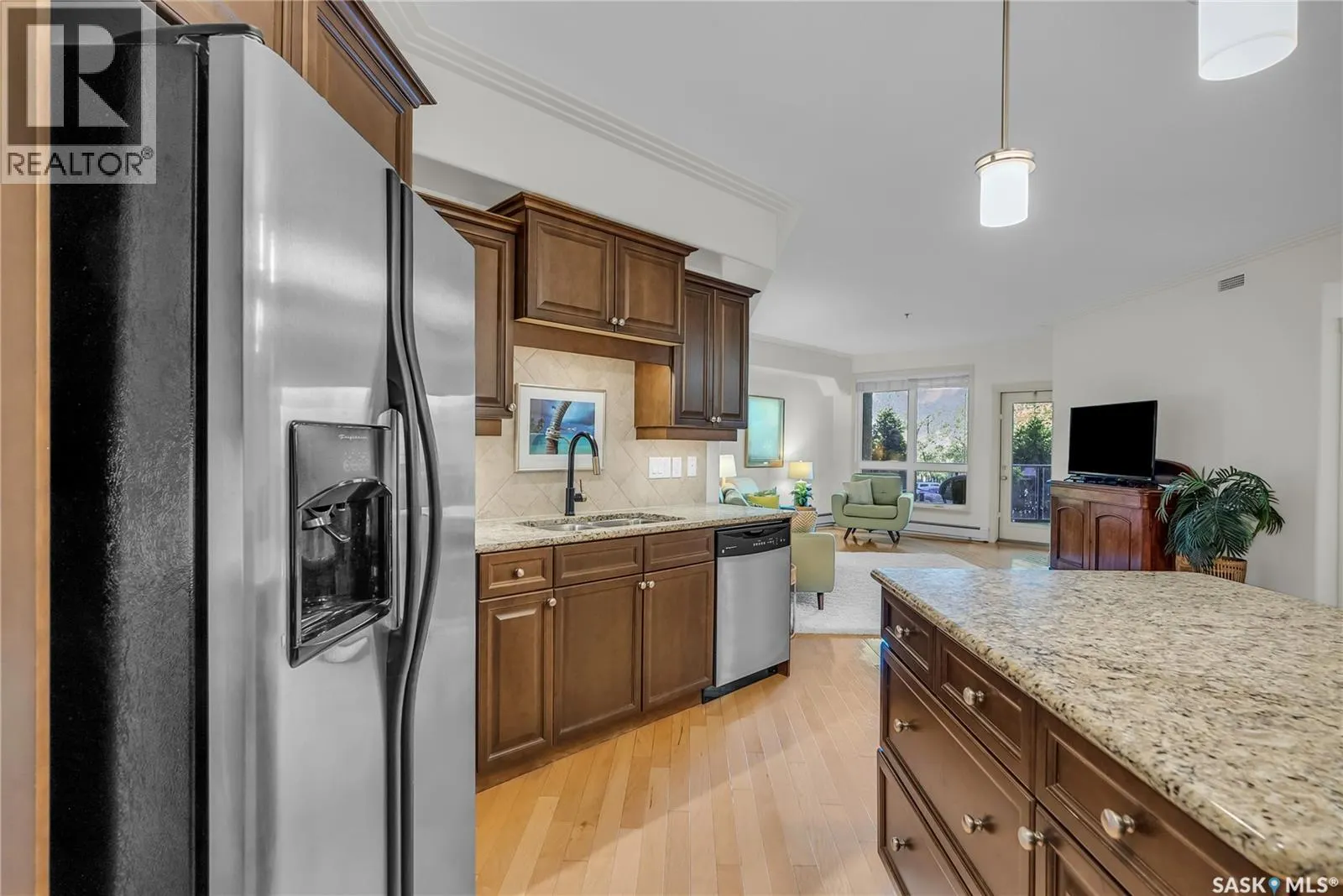 135 623 Saskatchewan CRESCENT W