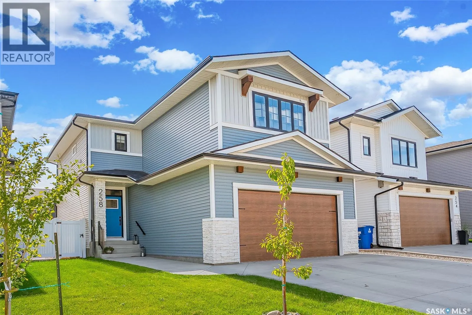 258 Prasad MANOR