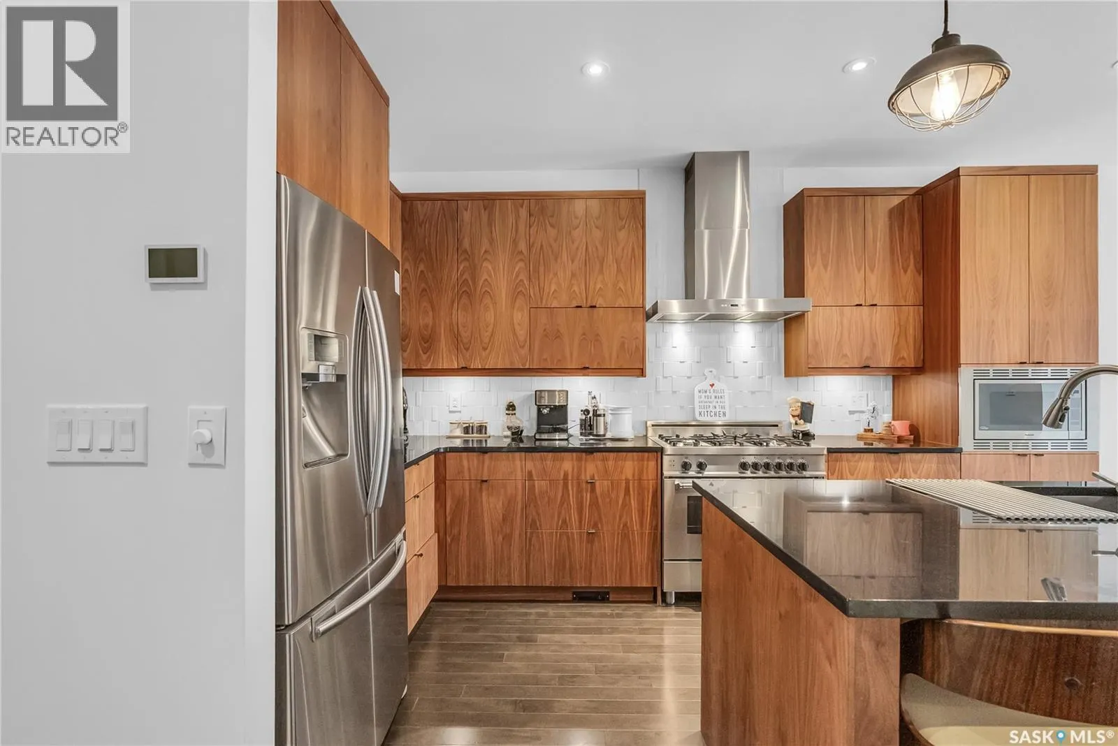 434 7th STREET
