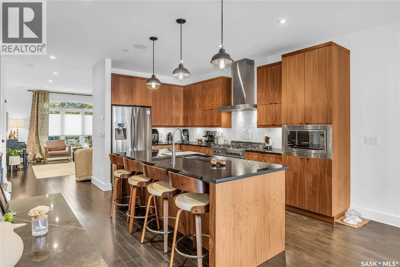 434 7th STREET