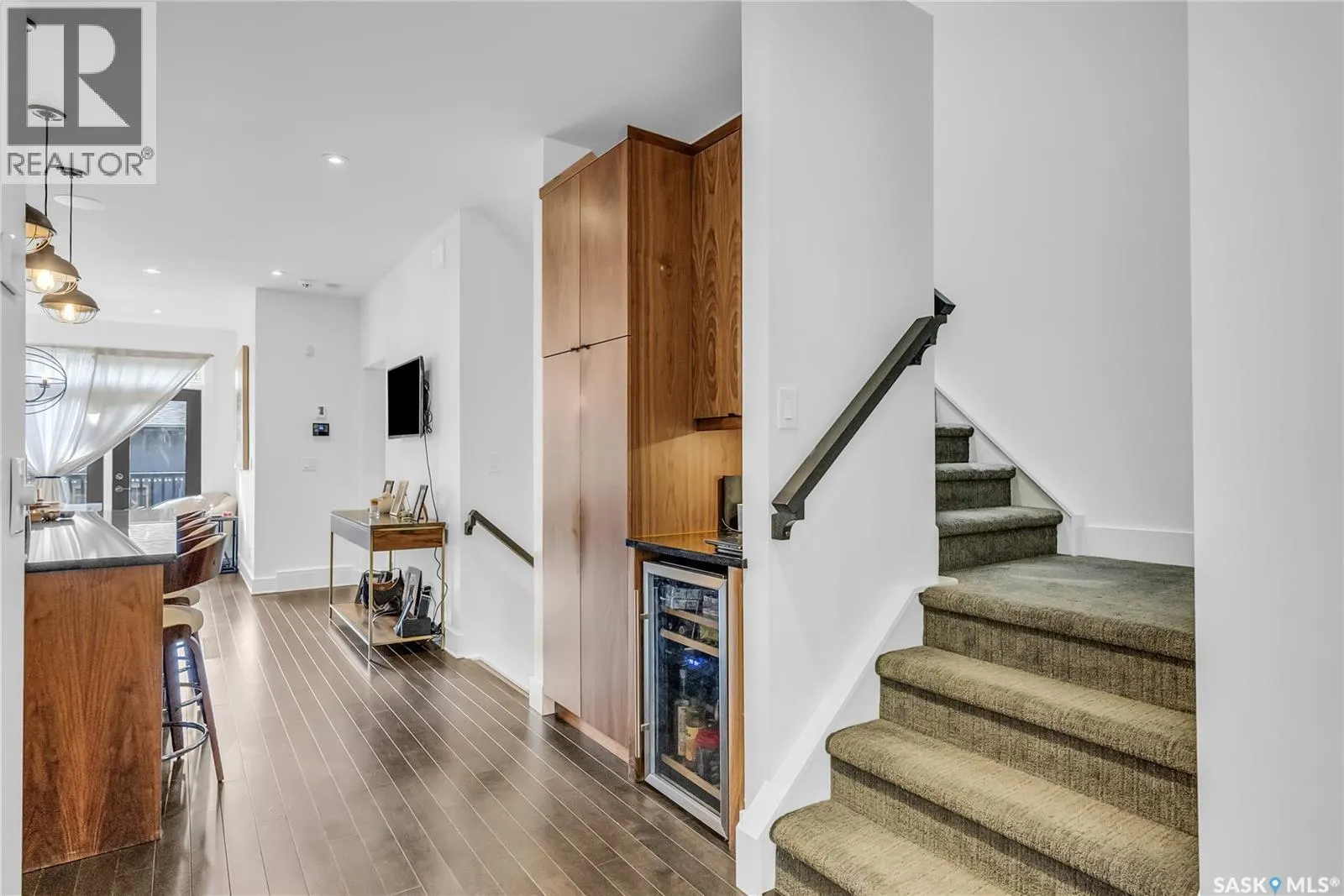 434 7th STREET