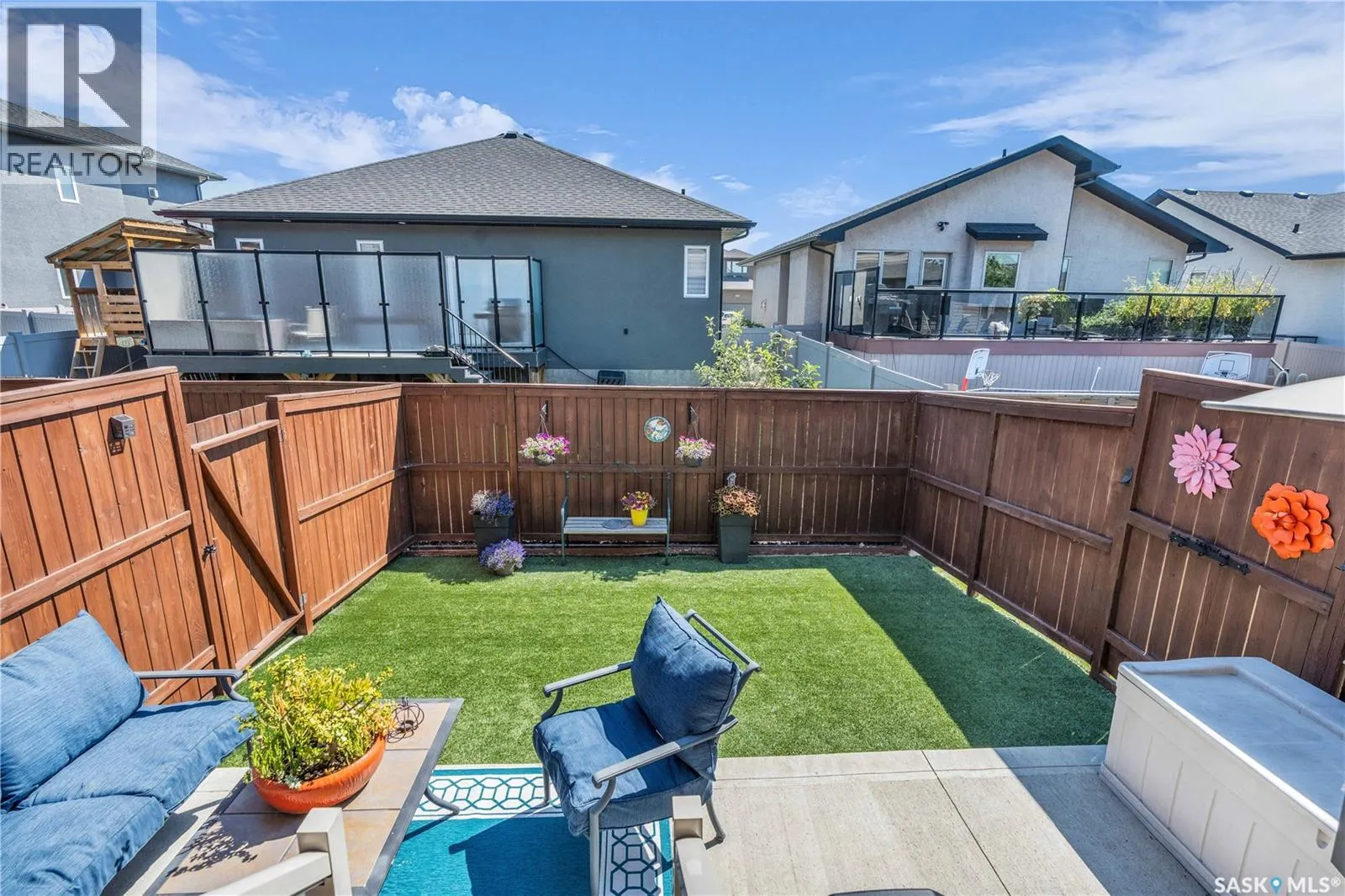 146 4100 Sandhill CRESCENT