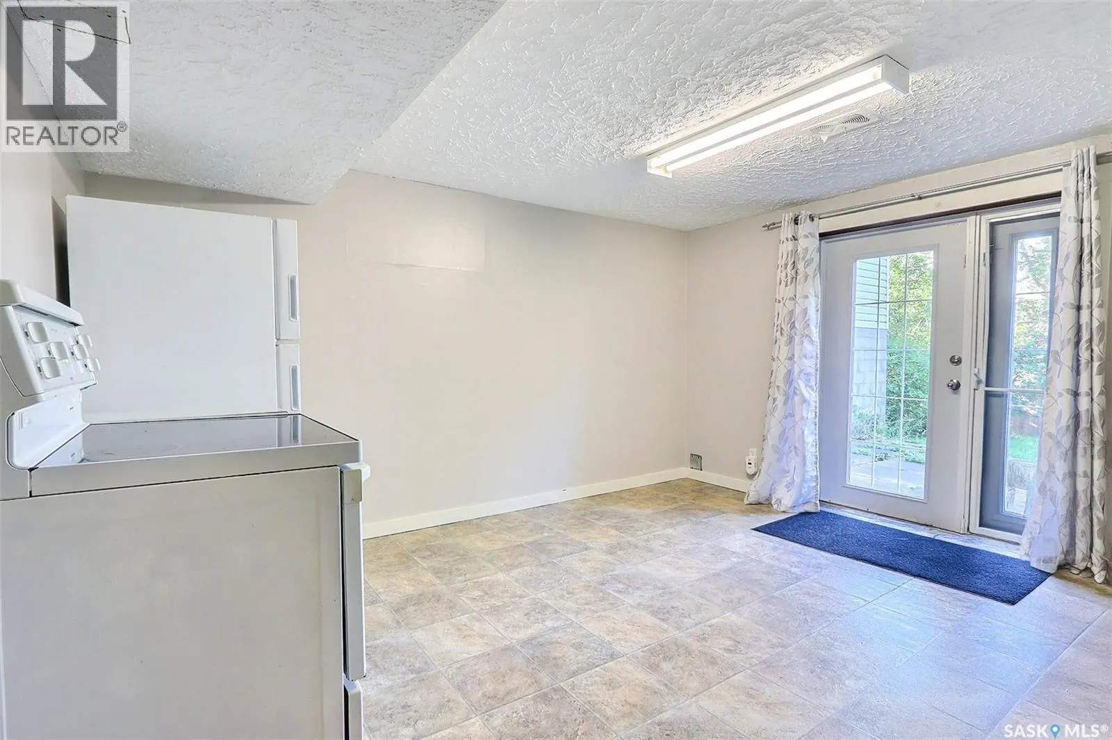 324 19th STREET W