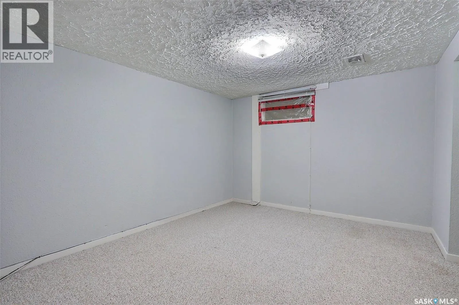 324 19th STREET W